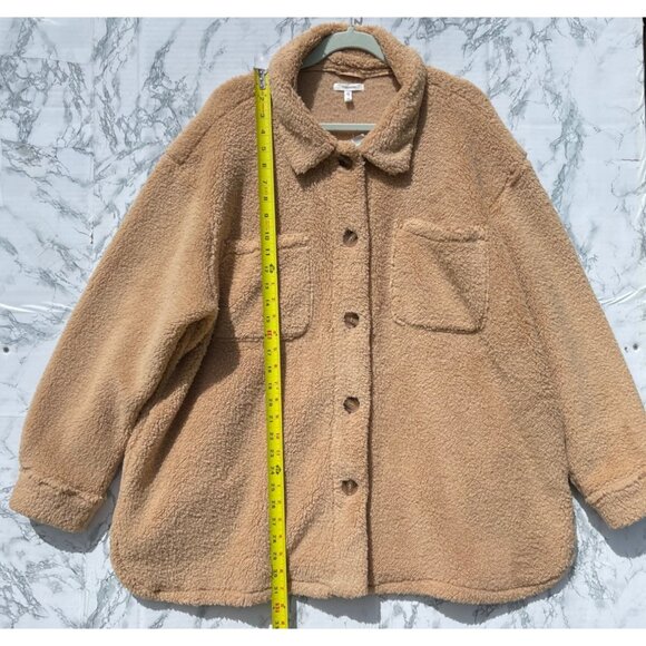 Maurice’s 1X Tan Sherpa Fleece Oversized Button-Up Jacket Front & Side pockets - Picture 2 of 6